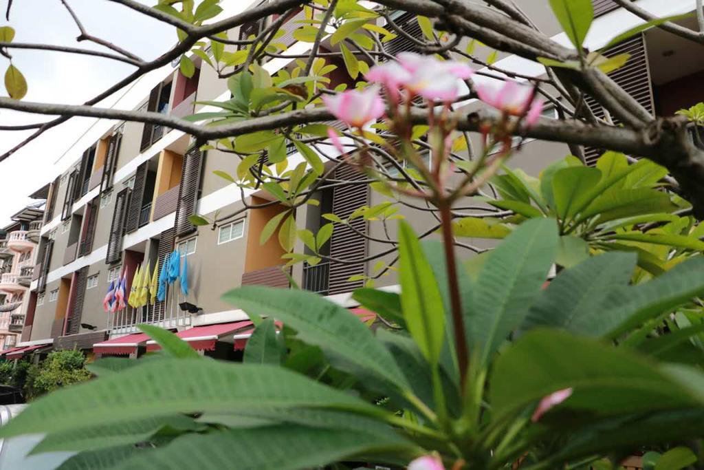 Namnon Place Nonthaburi Exterior foto