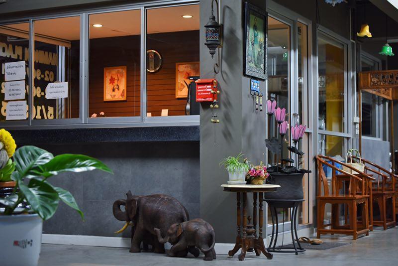 Namnon Place Nonthaburi Exterior foto