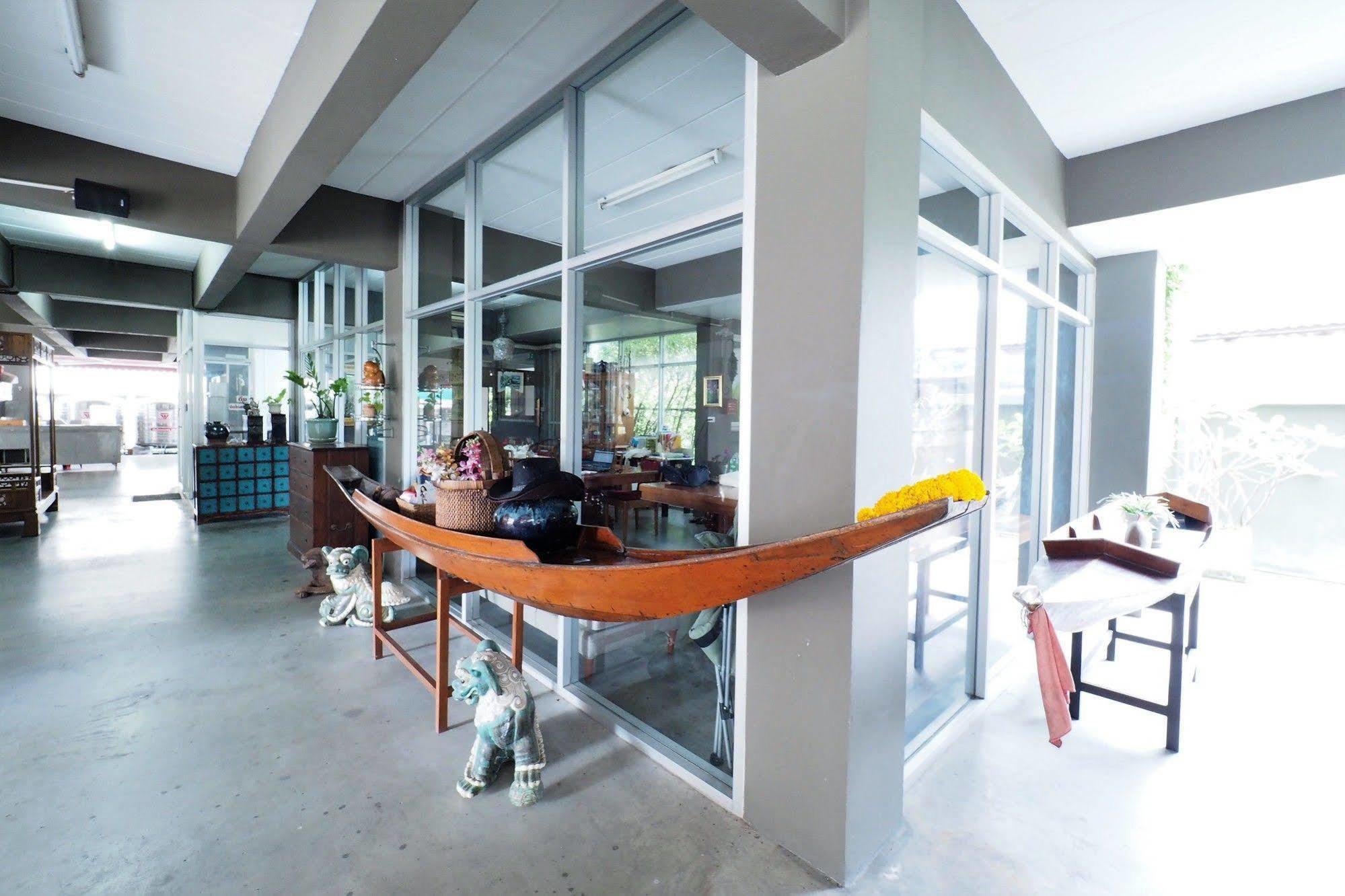 Namnon Place Nonthaburi Exterior foto